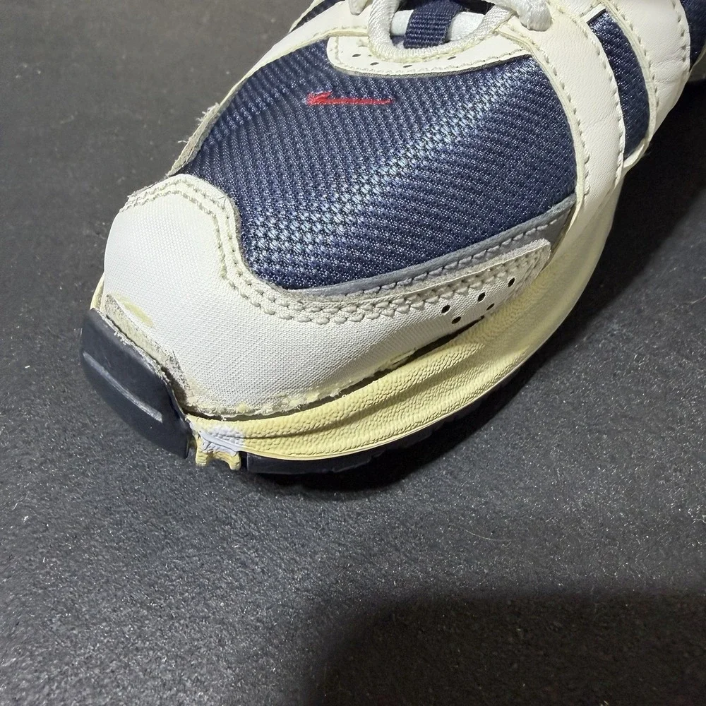 Nike Athletic Youth Boy's Shoes Multi-Color Size 6Y